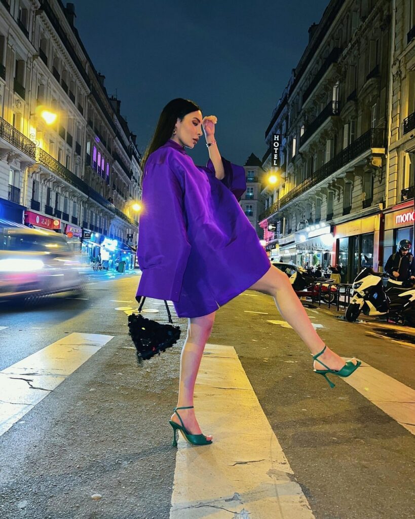 Sanaa El Mahalli Feet (3 photos)