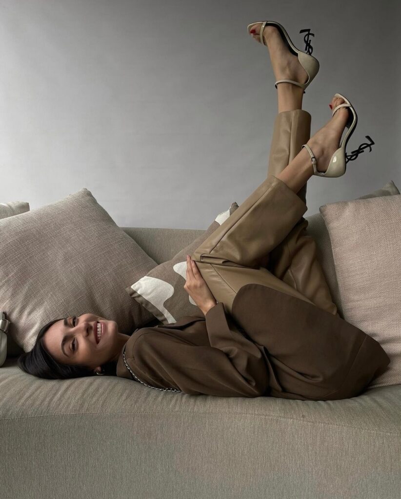 Anna Sarelly Feet (6 pics)