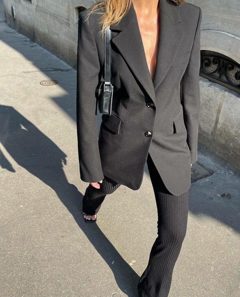 Carla Ginola Feet (11 sexy photos)
