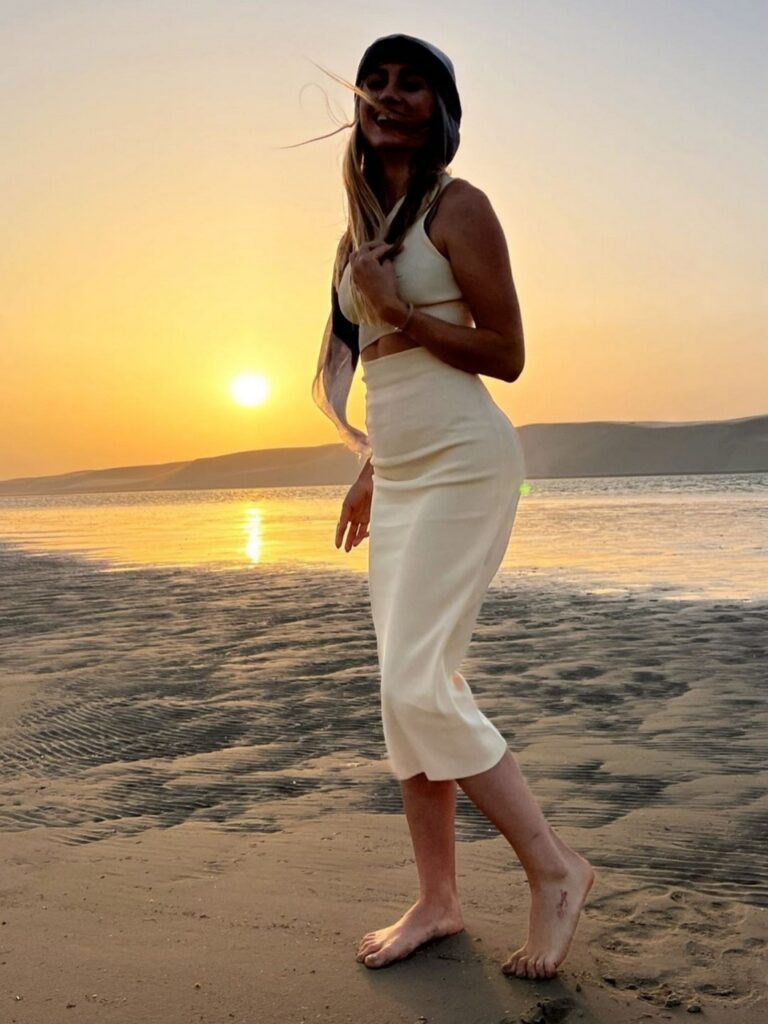 Morena Beltr N Feet (6 photos)