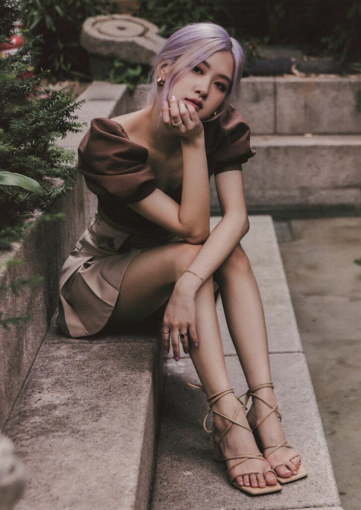 Ros Feet (7 photos)