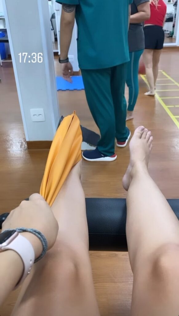 Luara Lugli Feet (4 photos)