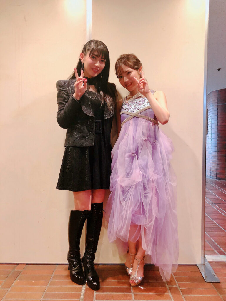 Kaori Ishihara Feet (3 photos)