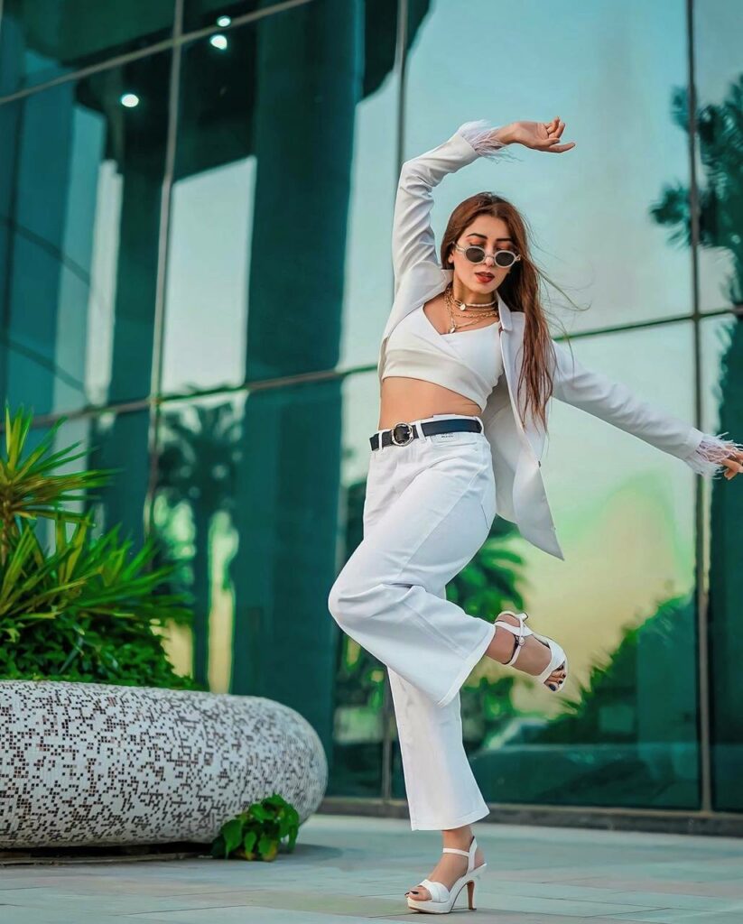 Ruma Sharma Feet (7 pics)