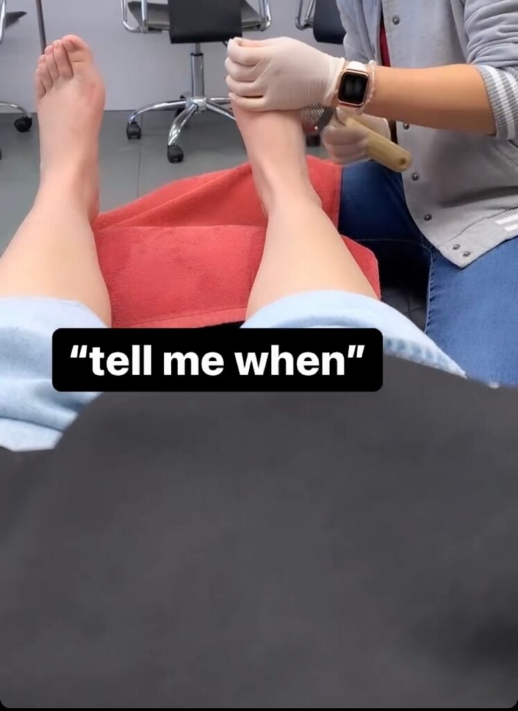 Ali Macofsky Feet (2 images)