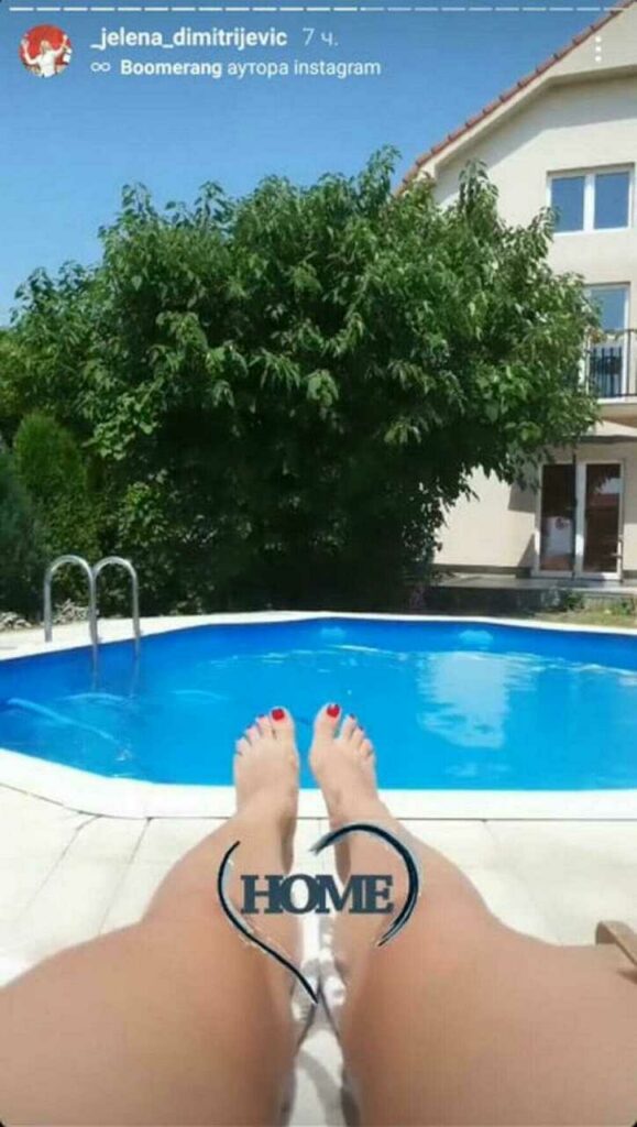 Jelena Dimitrijevic Feet (2 photos)