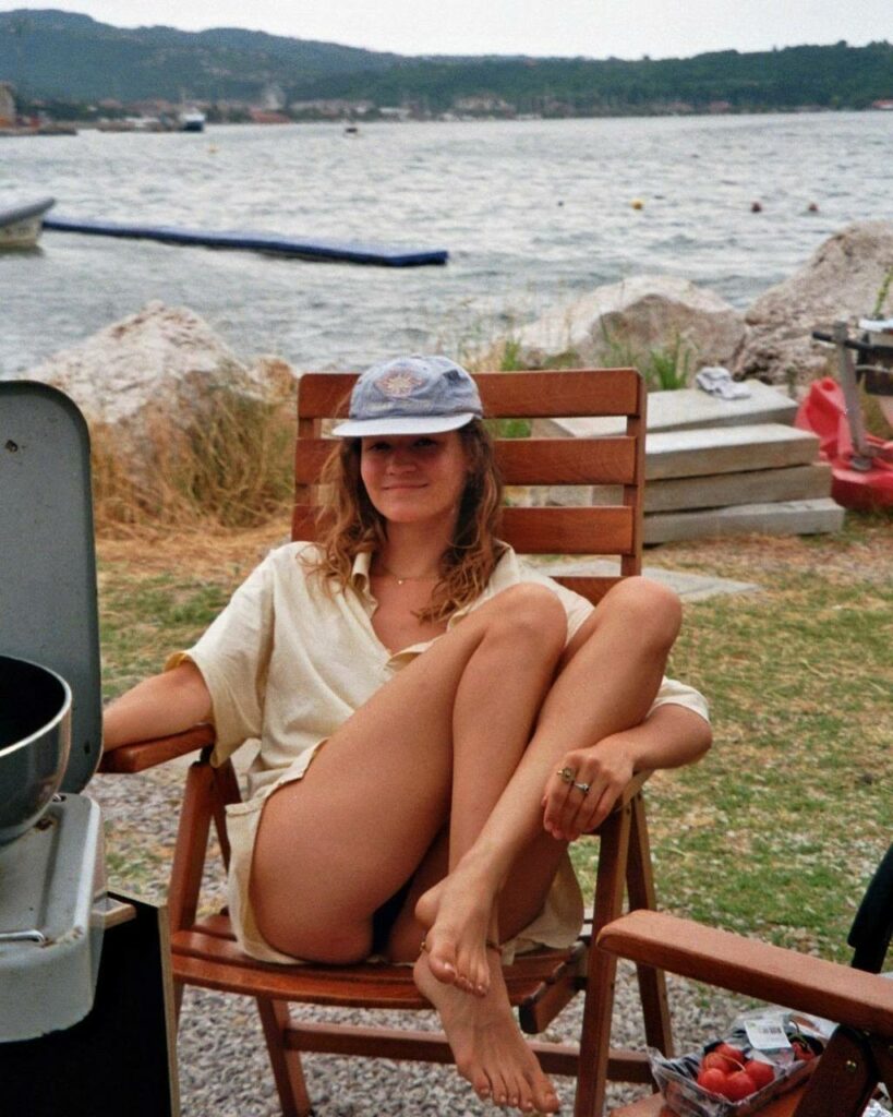 Clara Halouska Feet