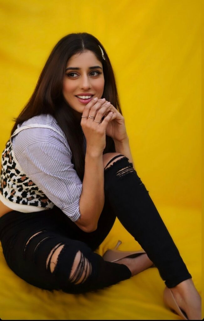 Jasmin Bajwa Feet