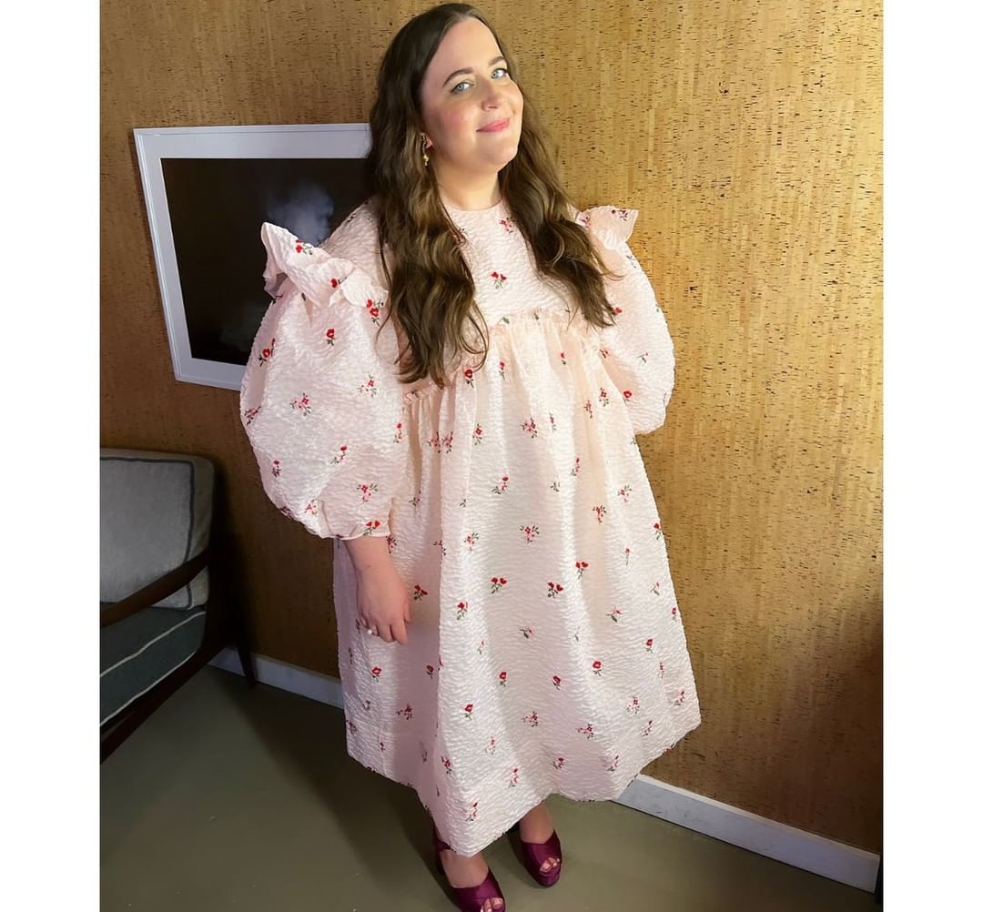 Aidy Bryant Feet