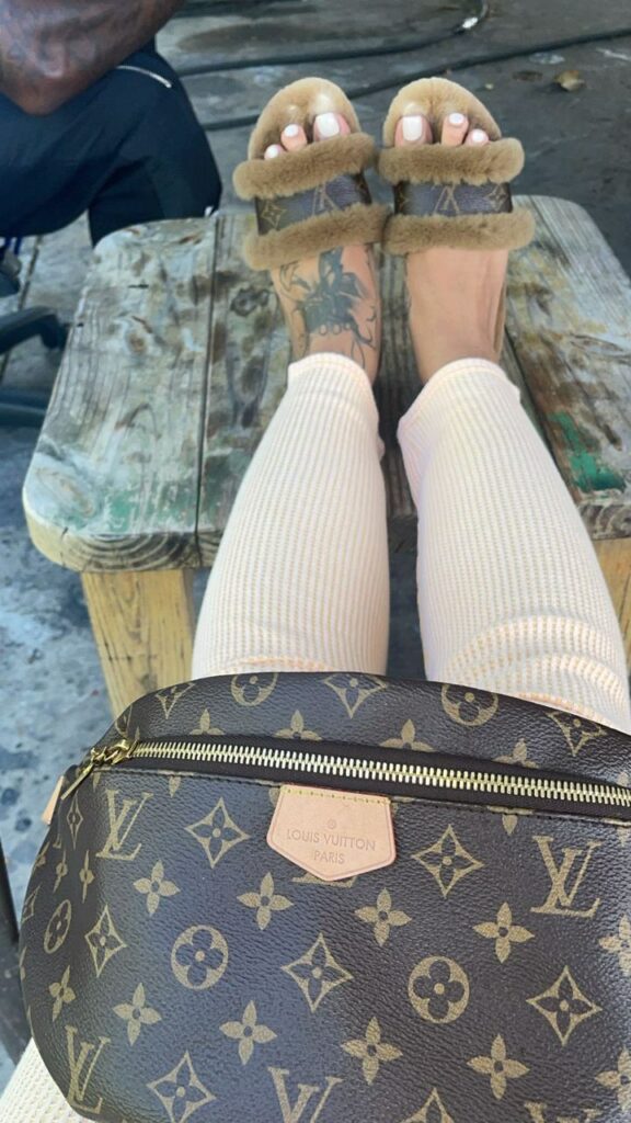 Alexis Skyy Feet (17 sexy photos)