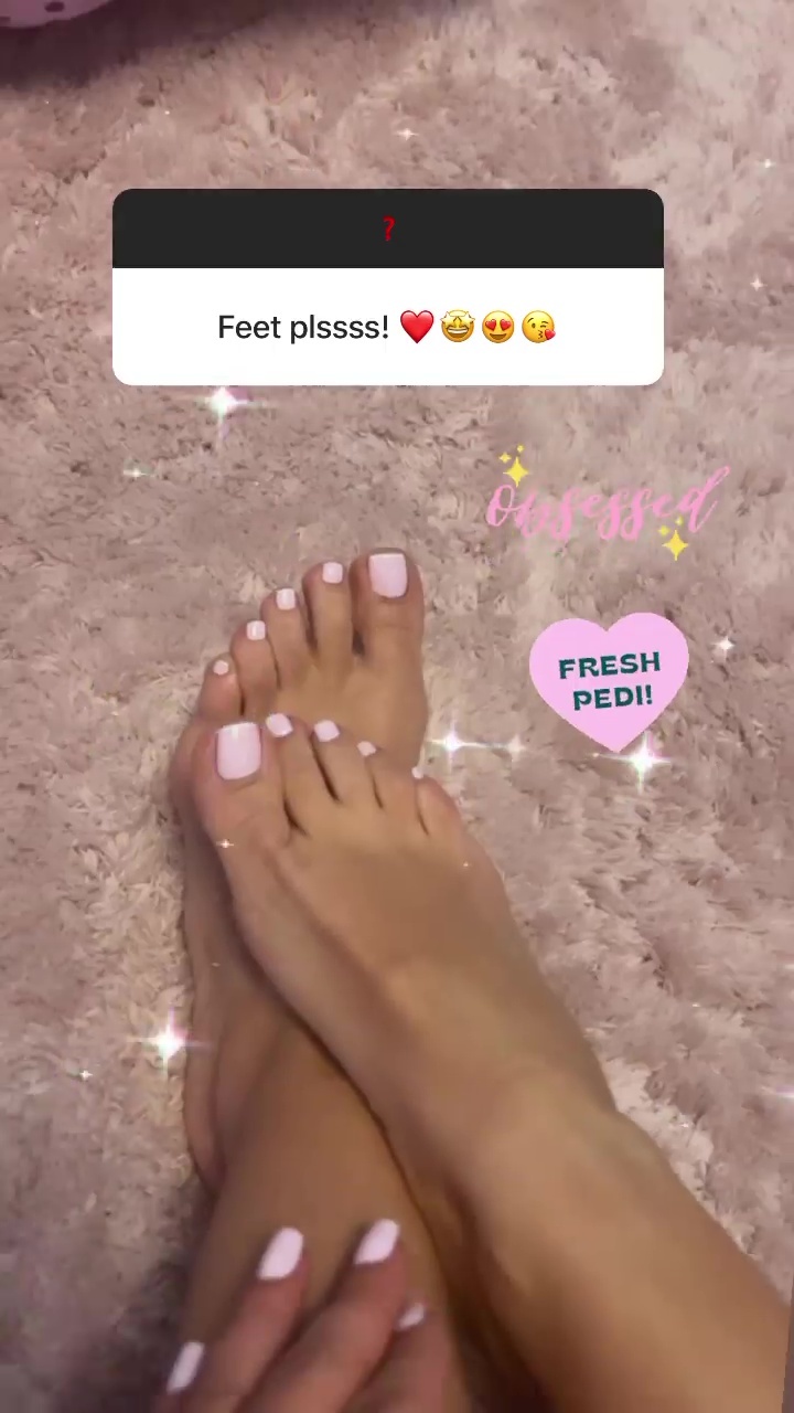 Anda Adam Feet