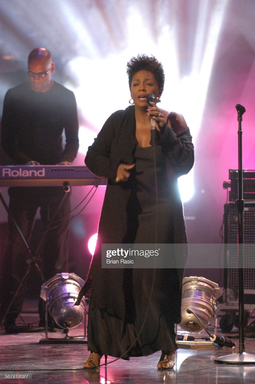 Anita Baker Feet