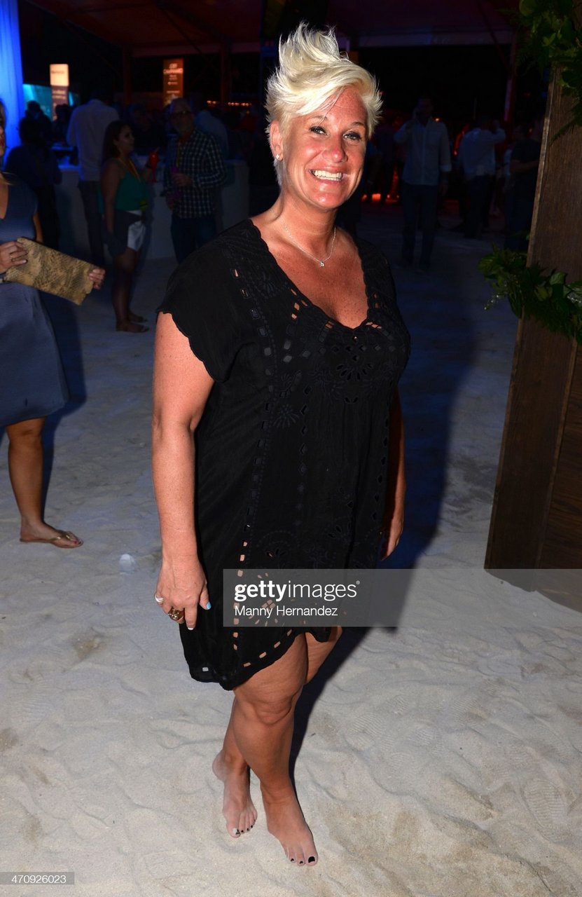 Anne Burrell Feet