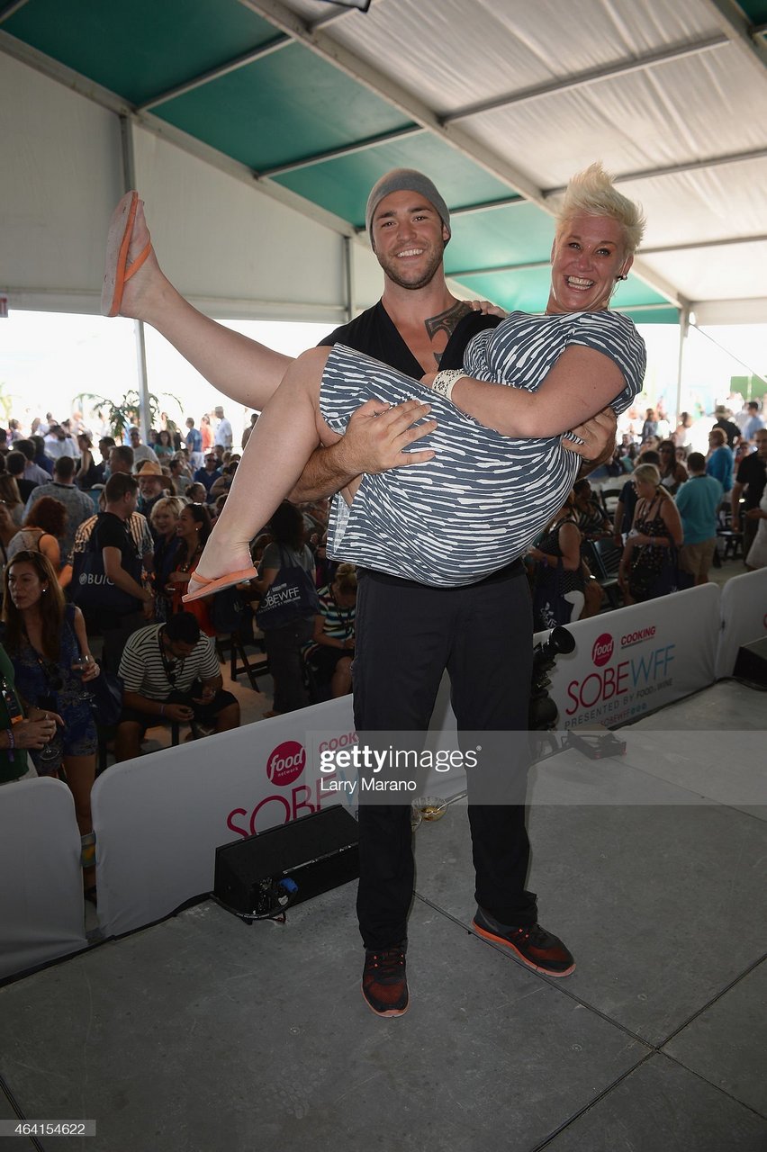 Anne Burrell Feet