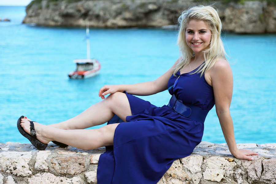 Beatrice Egli Feet