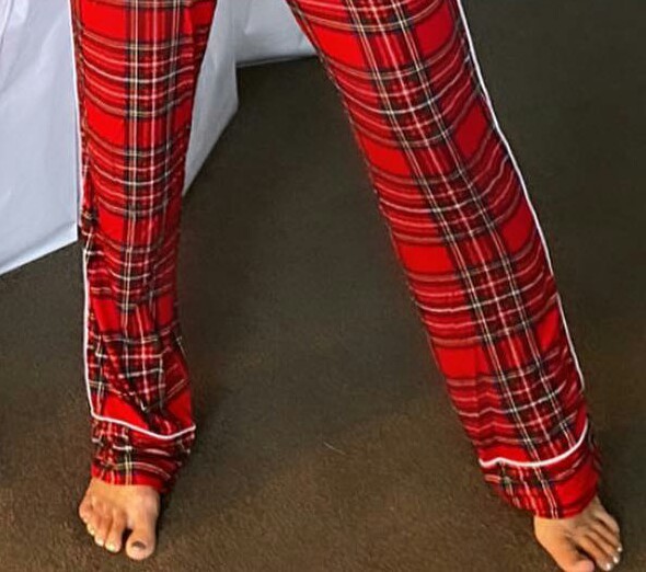 Billie Lourd Feet