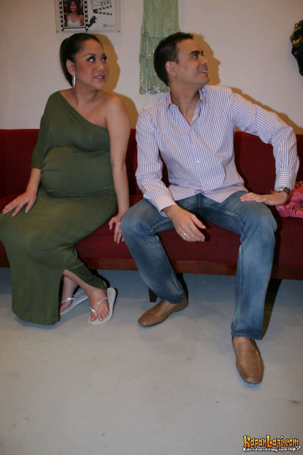 Bunga Citra Lestari Feet