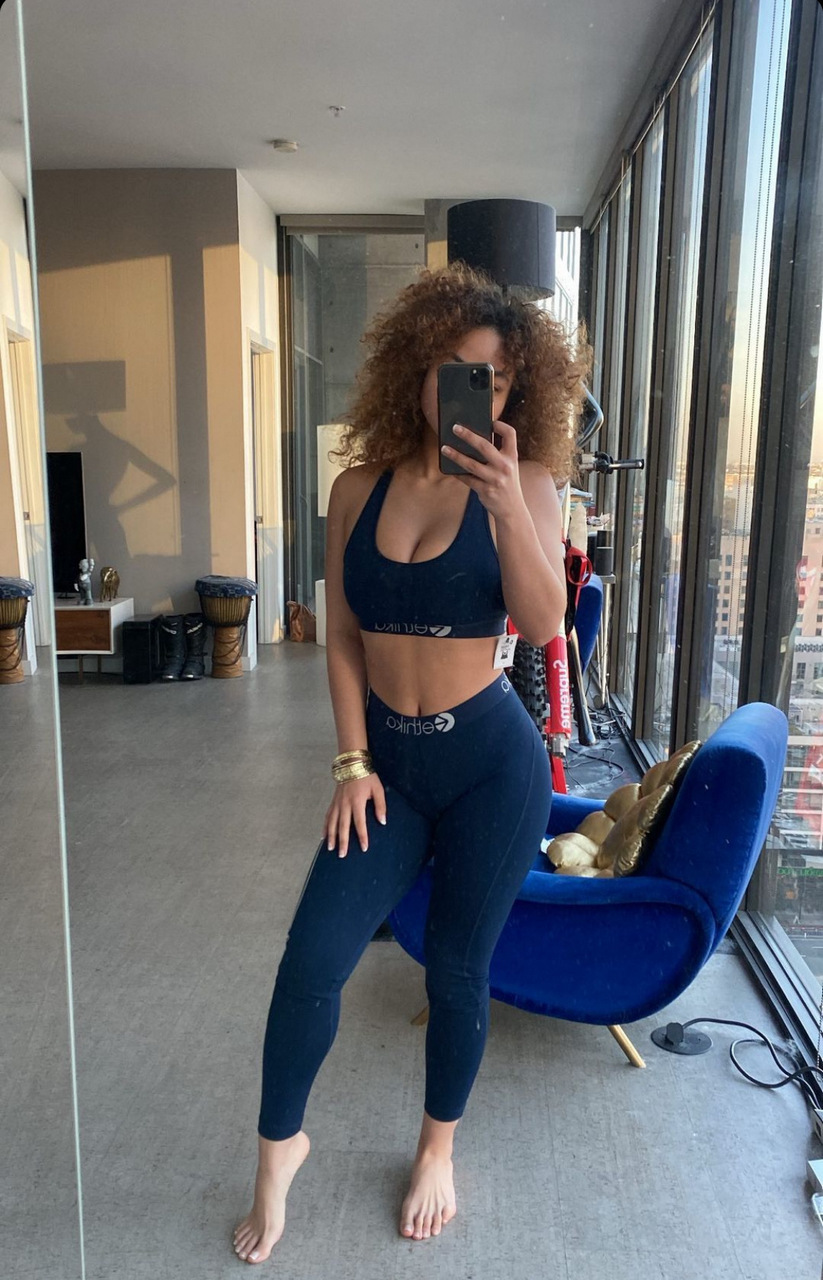 Crystal Westbrooks Feet