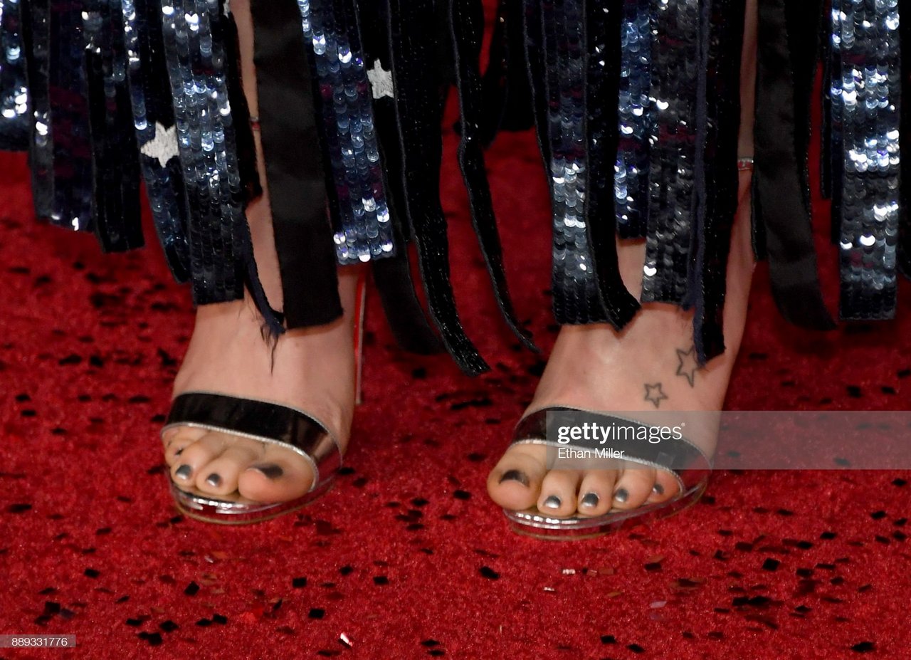 Daisy Ridley Feet