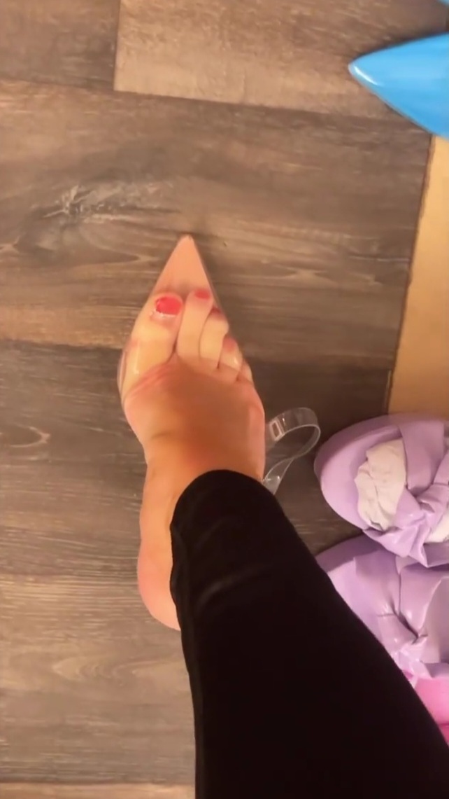 Daniela Katzenberger Feet