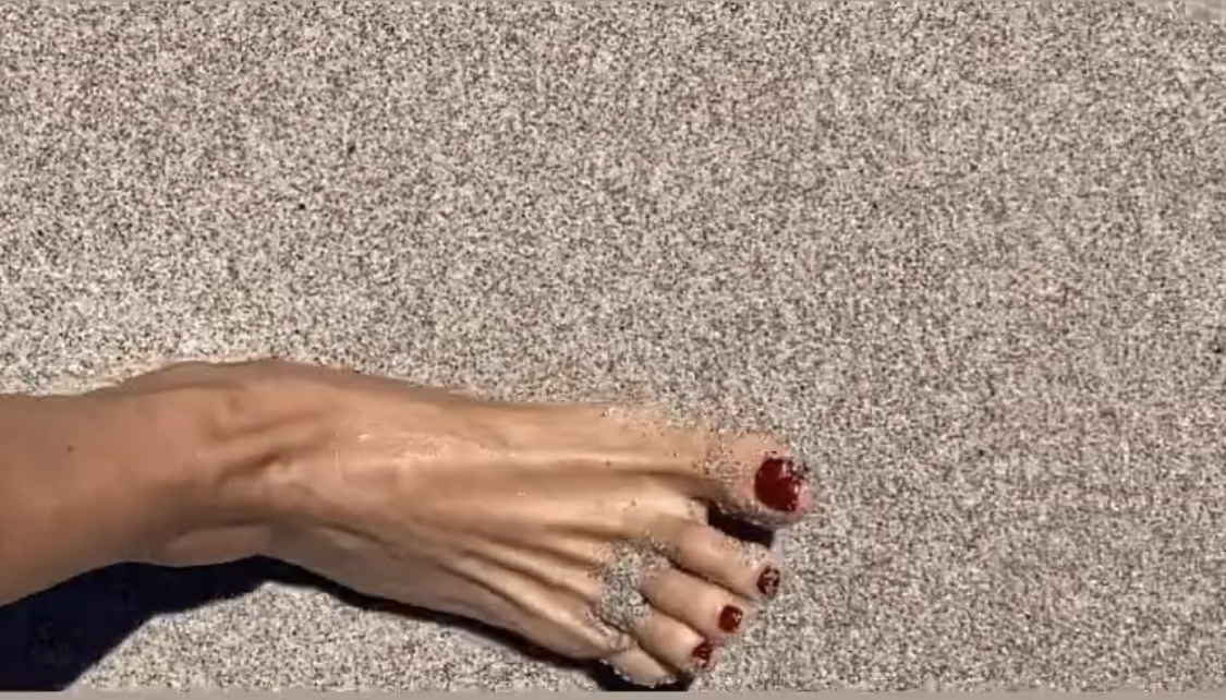 Darcy Demoss Feet