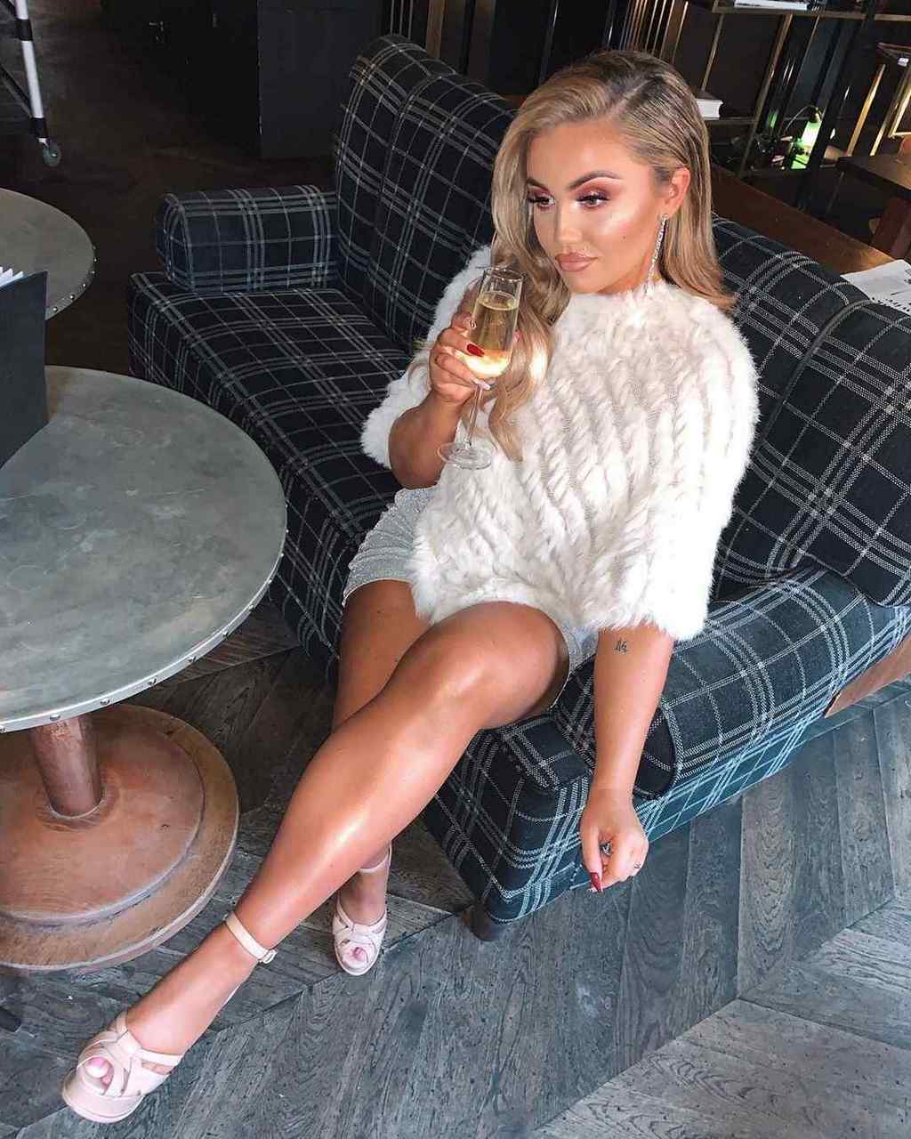 Ellie Kelly Feet