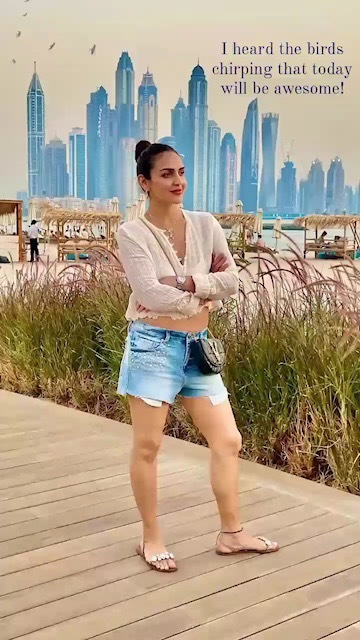 Esha Deol Feet