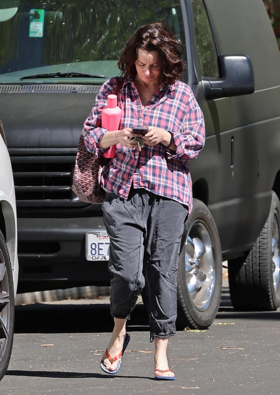 Evangeline Lilly Feet