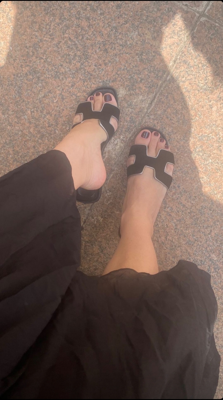 Franciely Freduzeski Feet