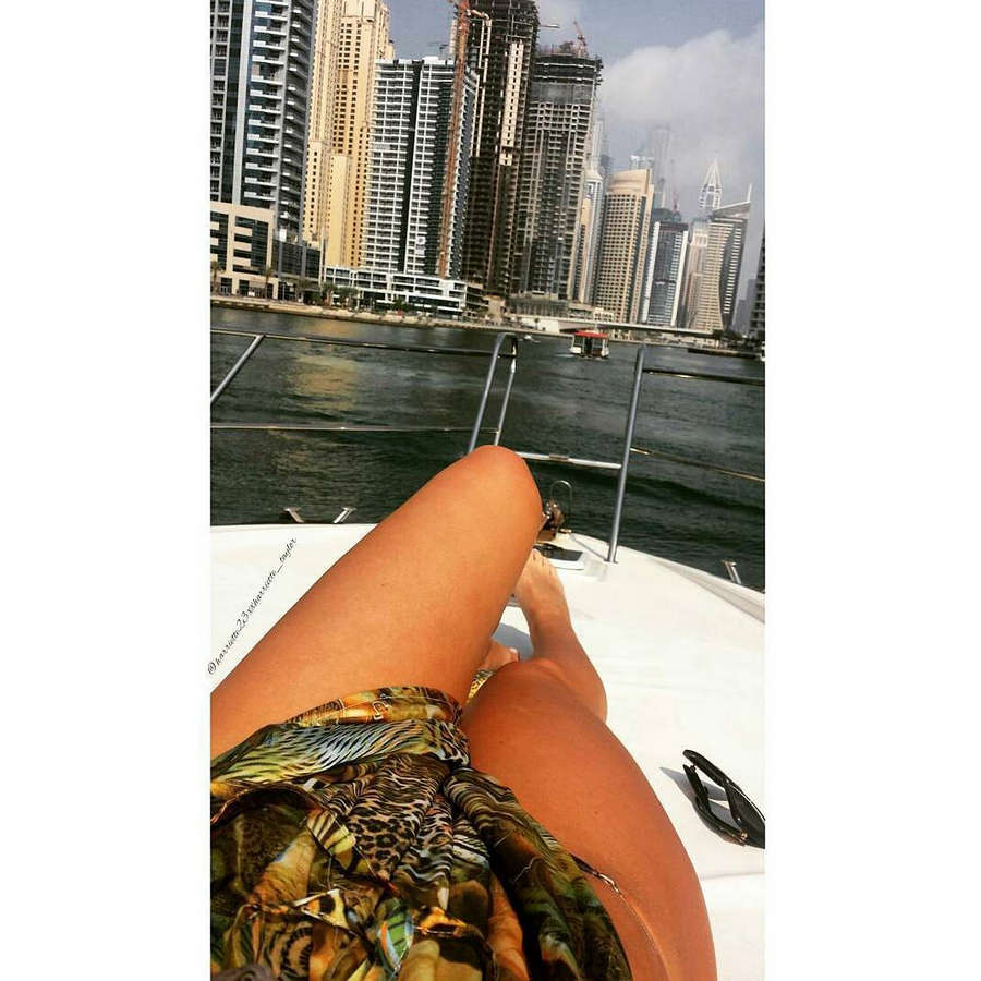 Harriette Harper Feet