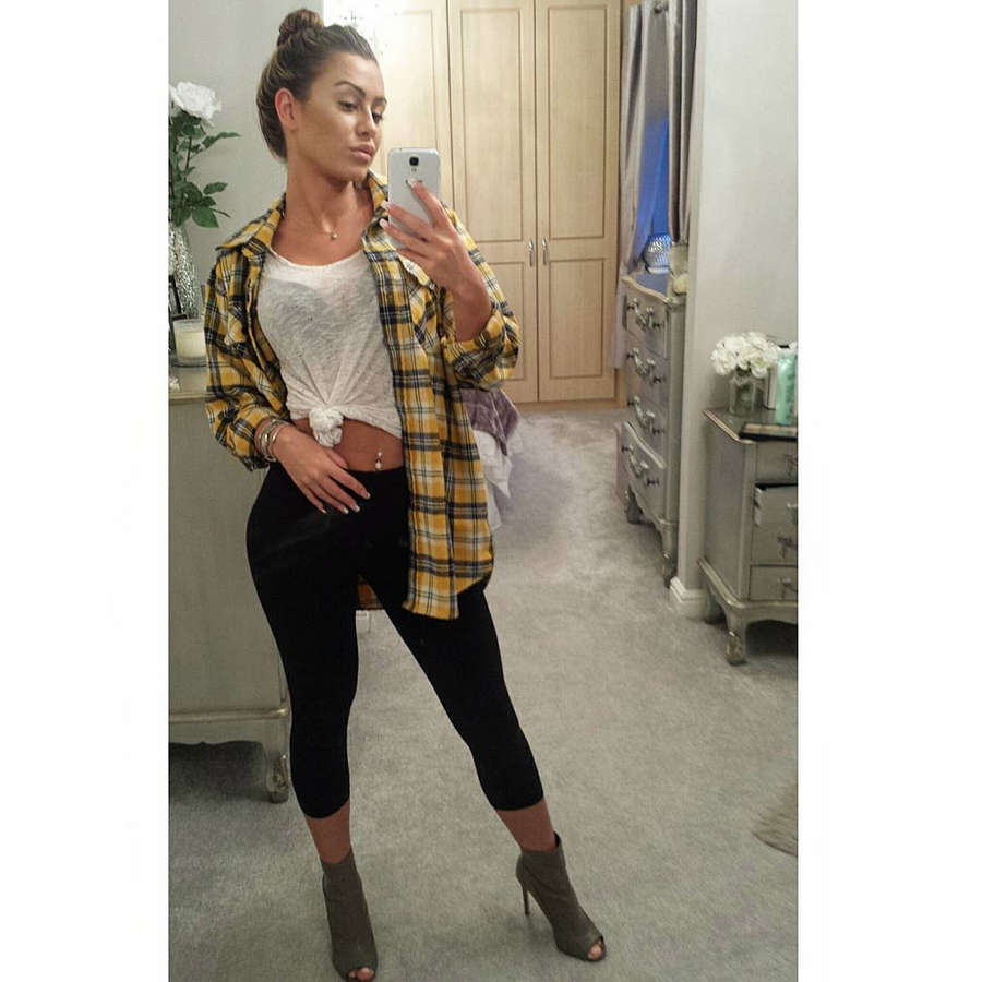 Harriette Harper Feet