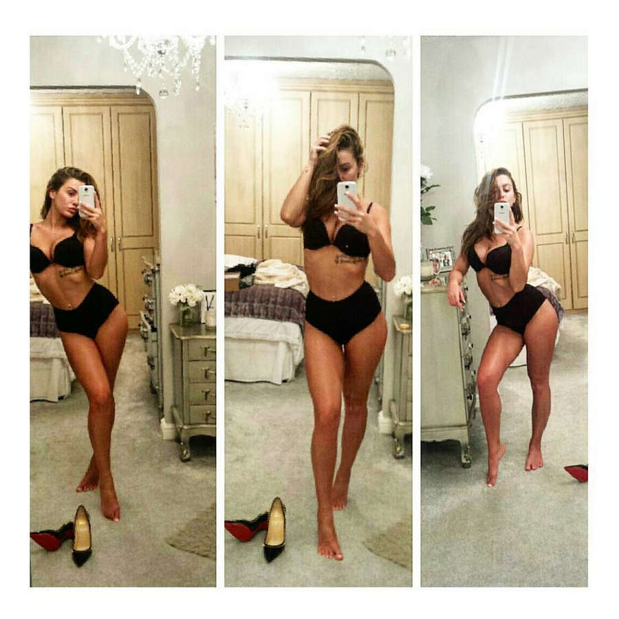 Harriette Harper Feet