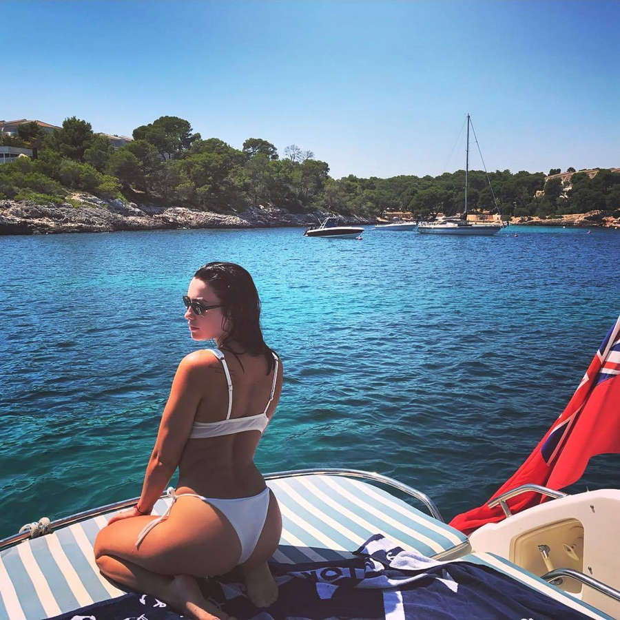 Harriette Harper Feet