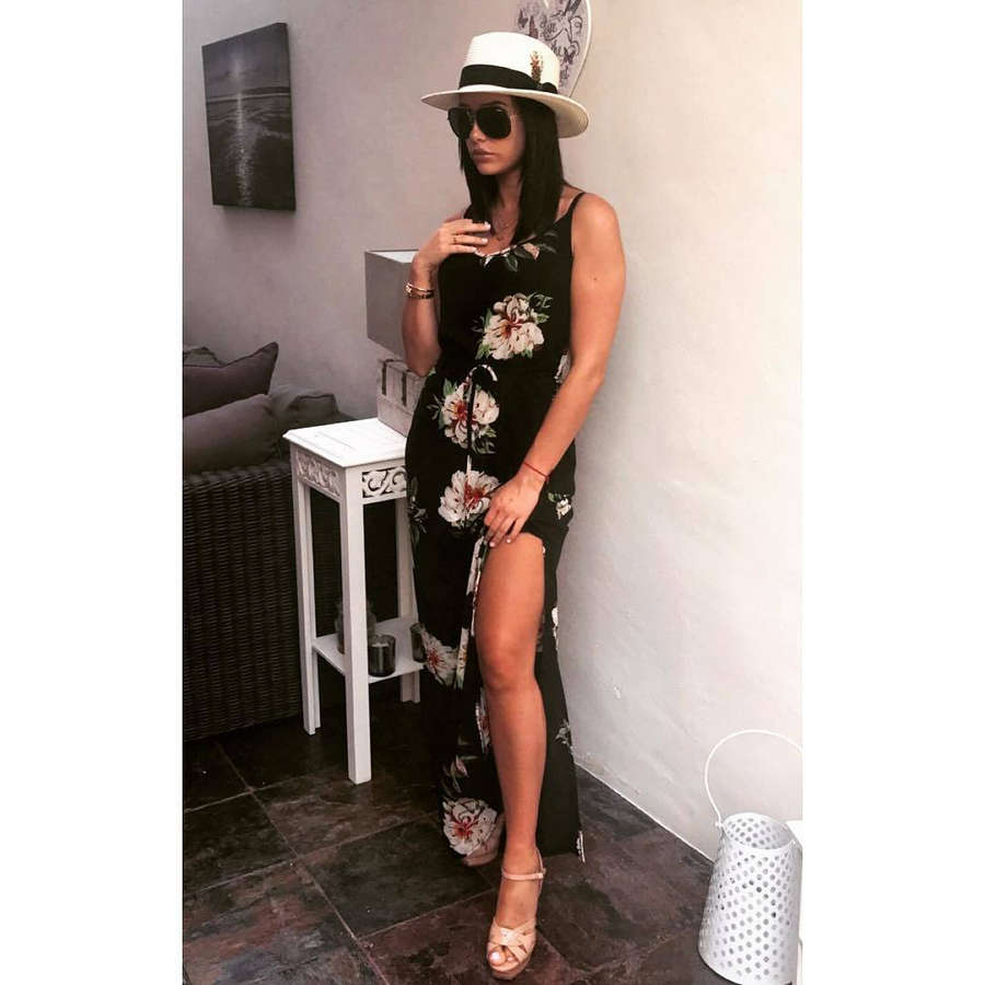 Harriette Harper Feet