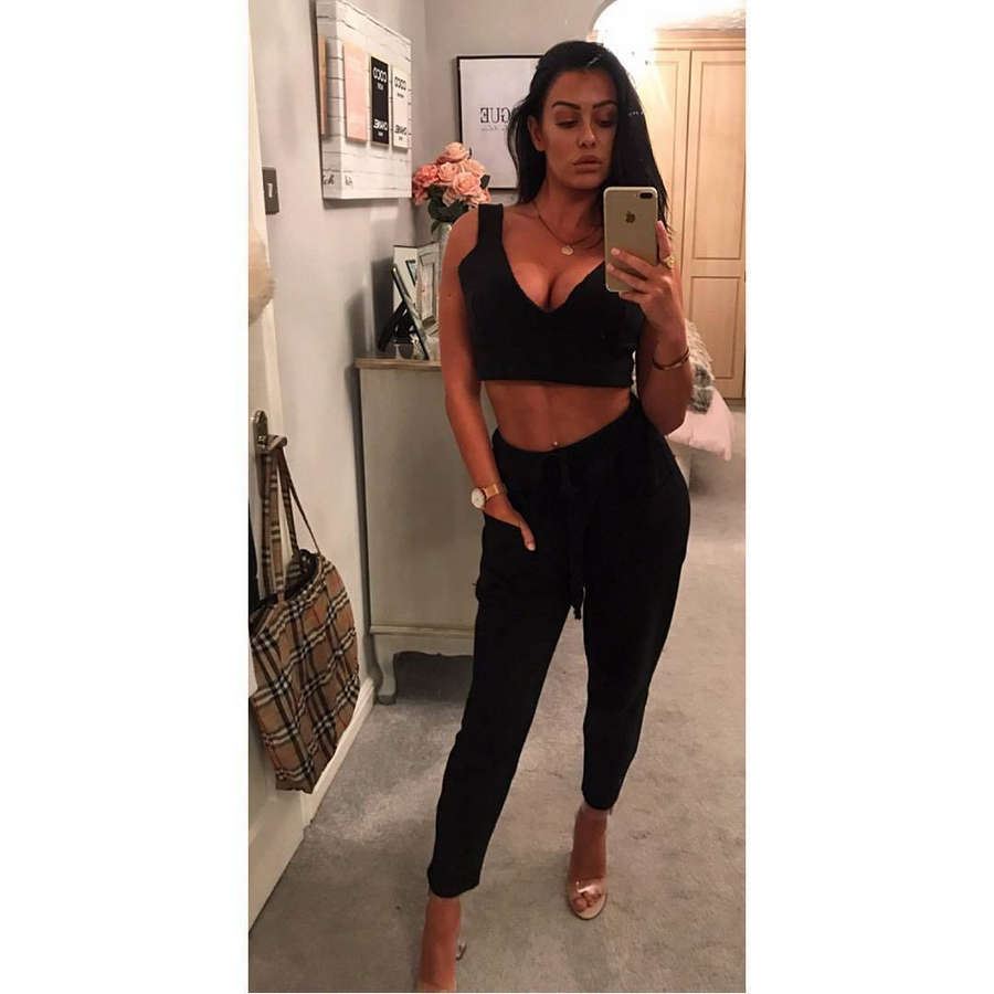 Harriette Harper Feet