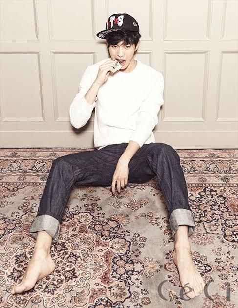 Hong Bin Lee Feet