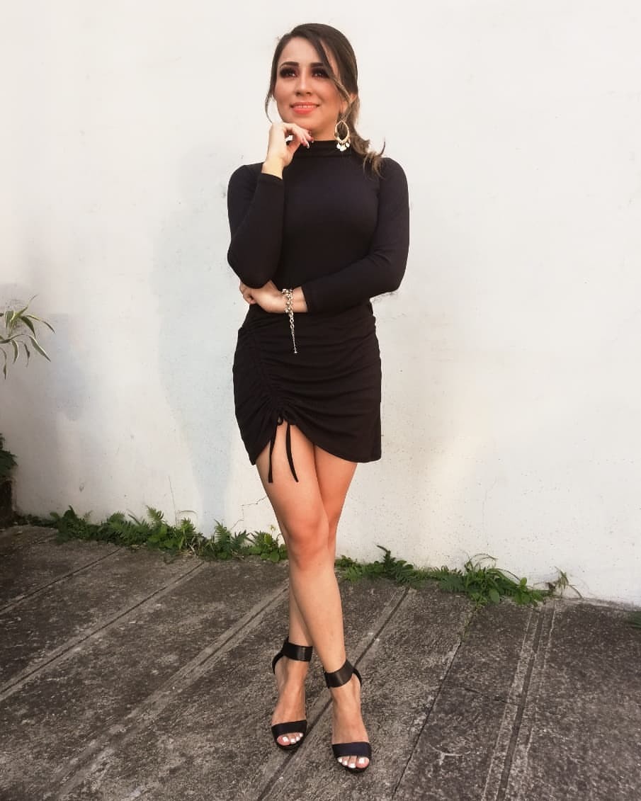 Ivonne Renderos Feet