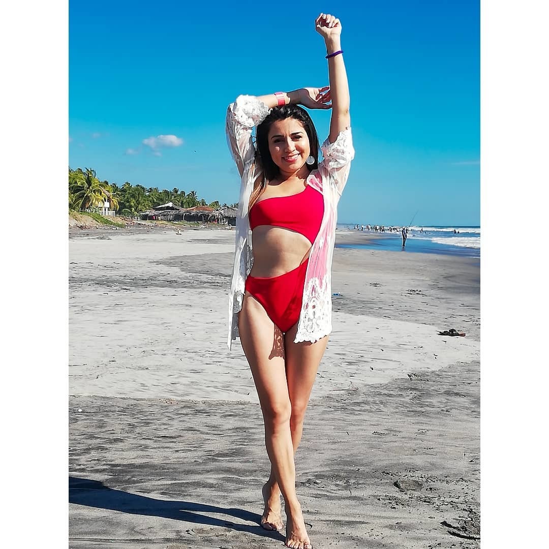 Ivonne Renderos Feet