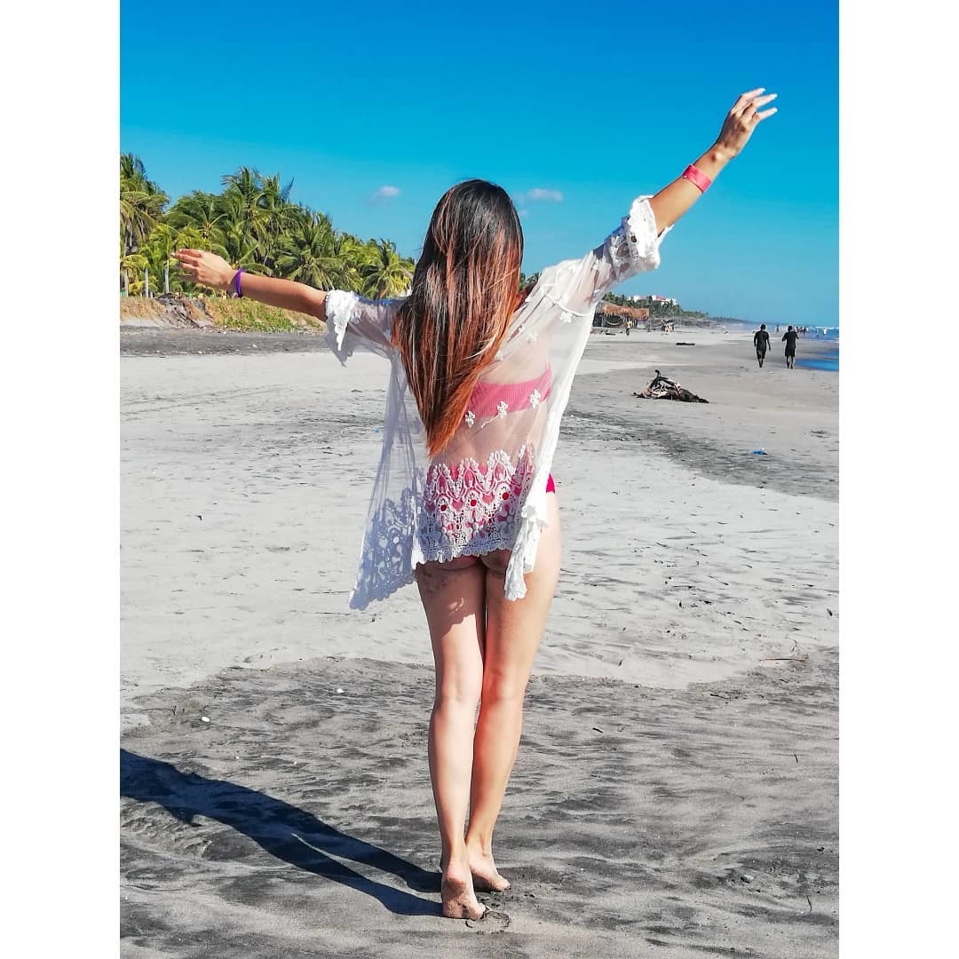 Ivonne Renderos Feet