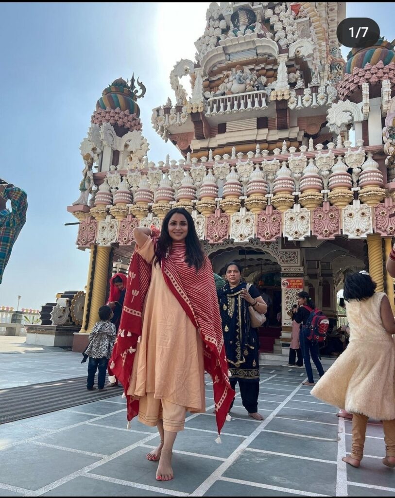 Jassi Kaur Feet (8 sexy photos)