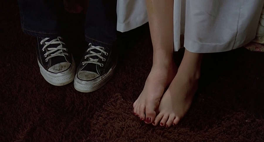 Jennifer Jason Leigh Feet