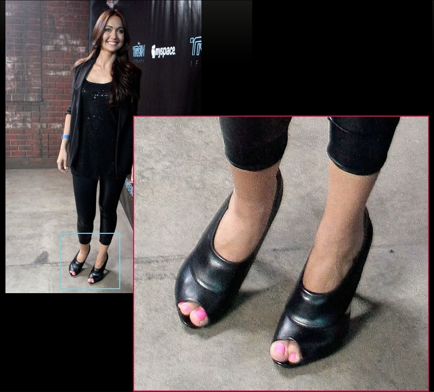 Jessica Chobot Feet