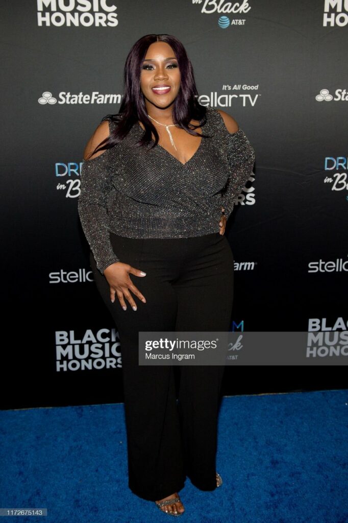 Kelly Price Feet (4 photos)