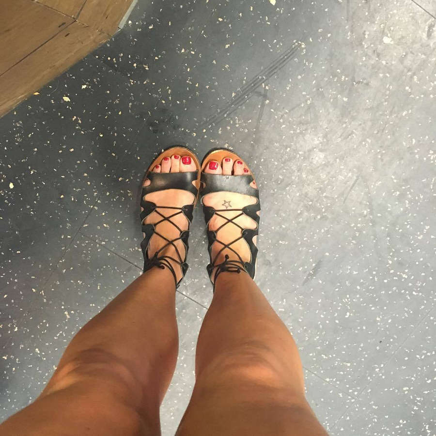Kerry Ellis Feet