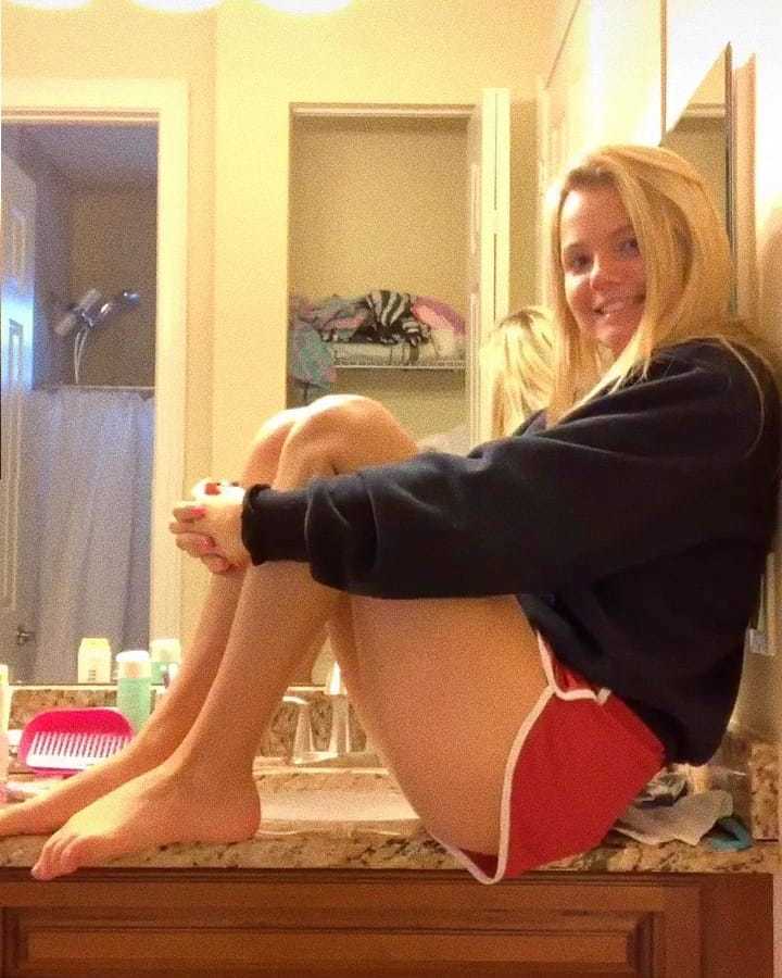 Kyla Deaver Feet