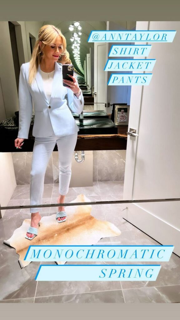 Laura Rutledge Feet (6 sexy photos)