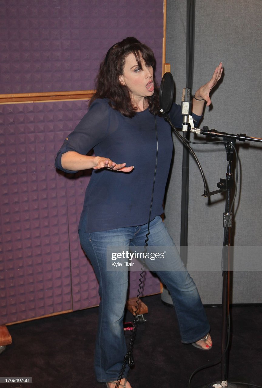 Lesli Margherita Feet