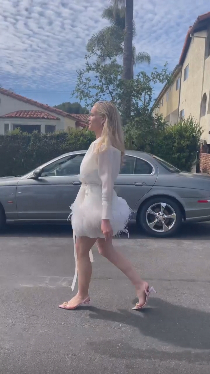 Leven Rambin Feet