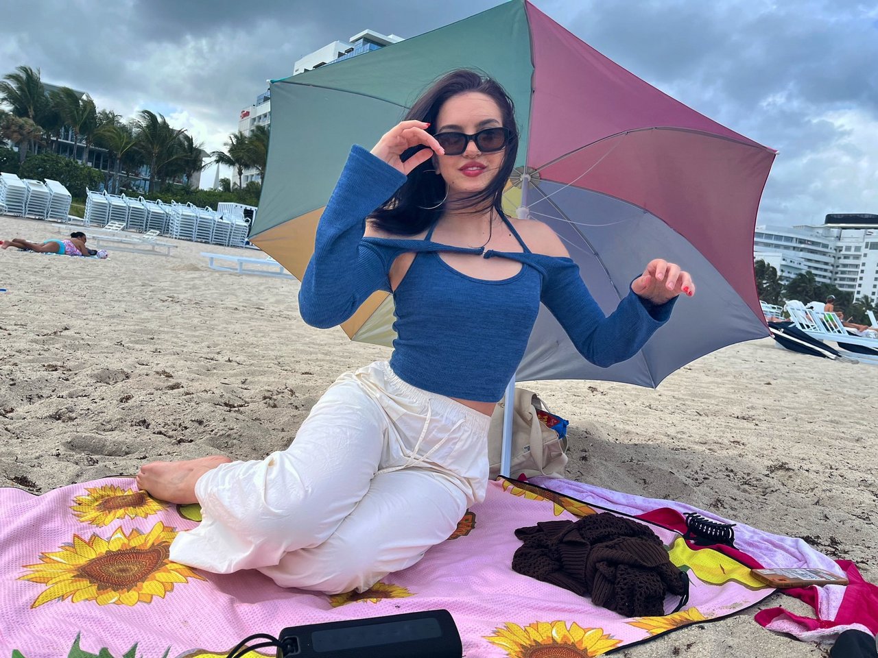 Lilimar Feet