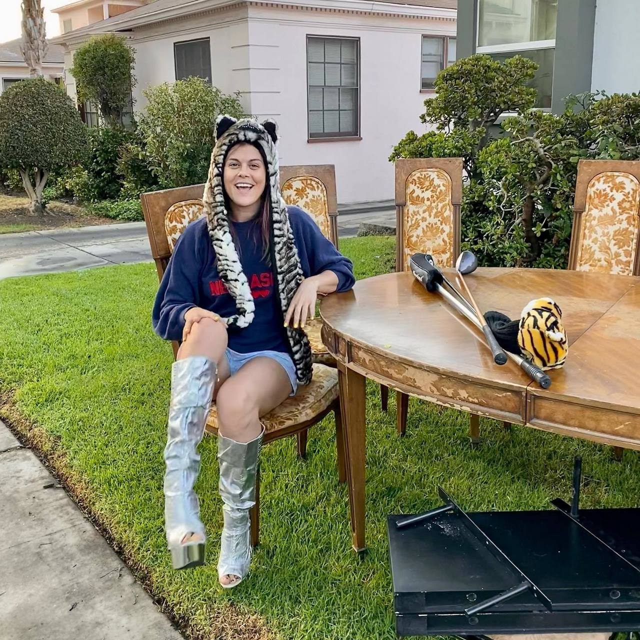 Lindsey Shaw Feet